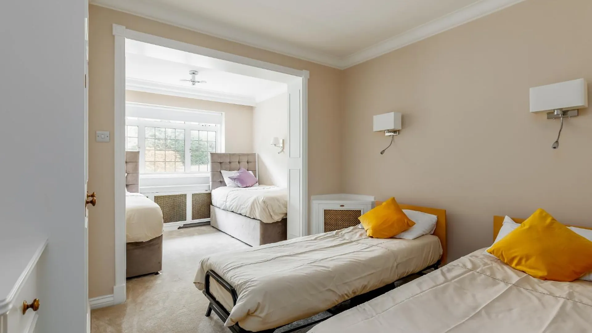 Traditional Family House Near Beach -Great Garden! Bournemouth 0*,  United Kingdom